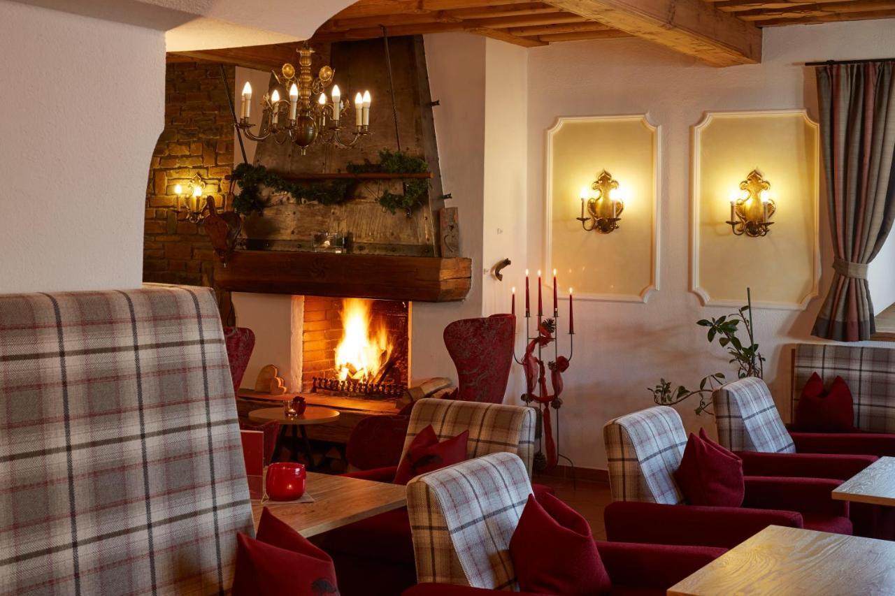 Hotel Schwarzer Adler Наудерс Екстер'єр фото